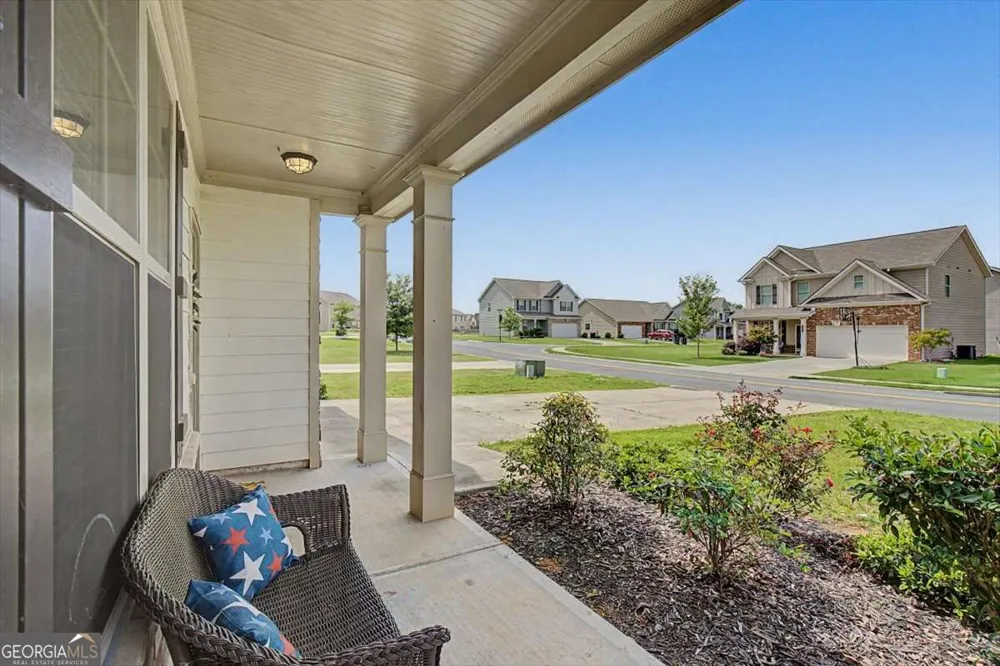 212 Mcginnis CIR Calhoun, GA 30701