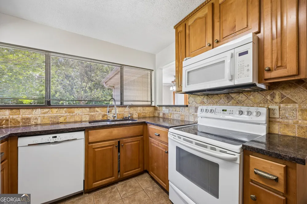 401 Powder Horn RD St. Marys, GA 31558