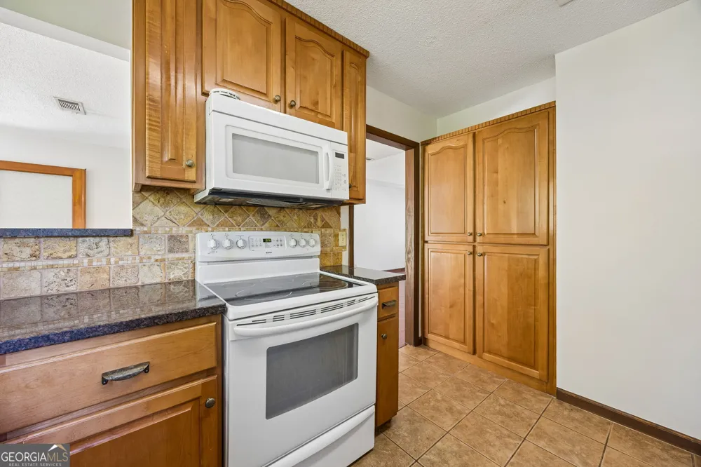 401 Powder Horn RD St. Marys, GA 31558