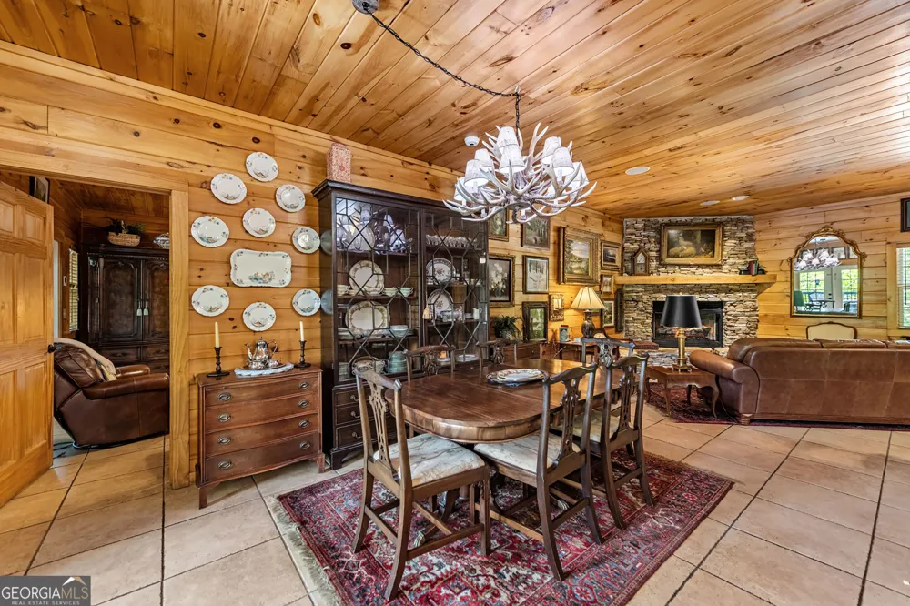 940 Knollwood RD Mineral Bluff, GA 30559