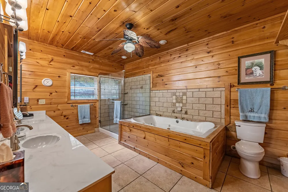 940 Knollwood RD Mineral Bluff, GA 30559