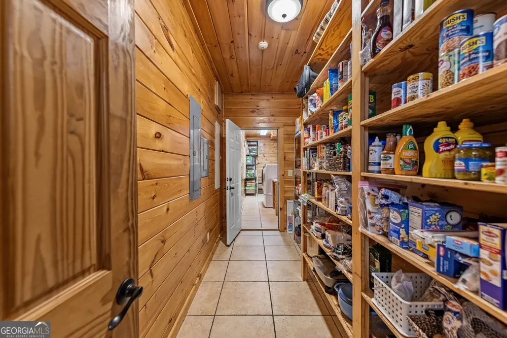 940 Knollwood RD Mineral Bluff, GA 30559