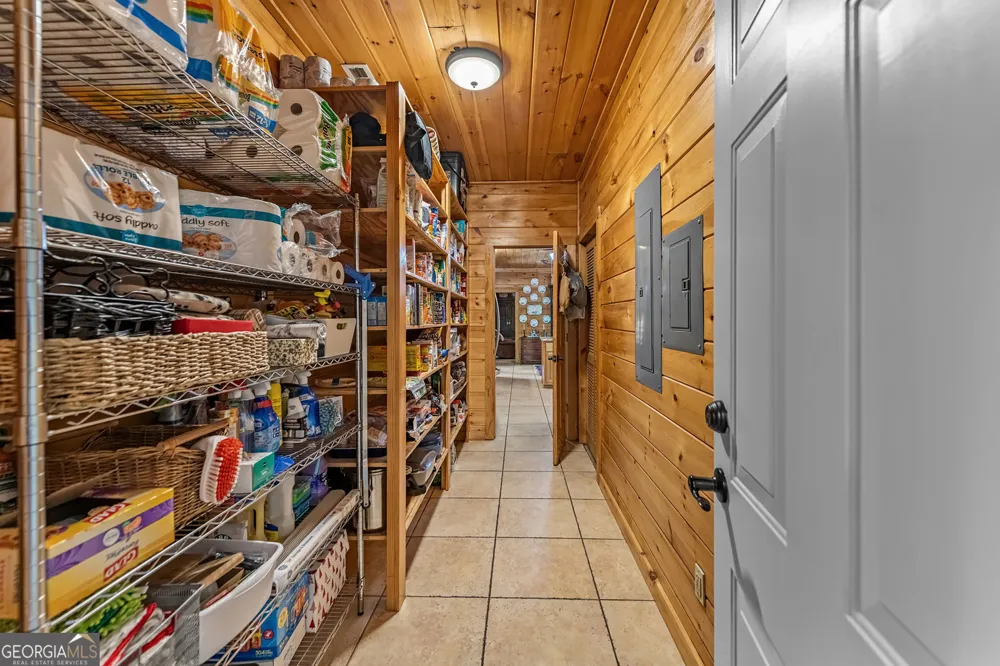 940 Knollwood RD Mineral Bluff, GA 30559