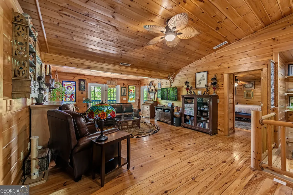 940 Knollwood RD Mineral Bluff, GA 30559