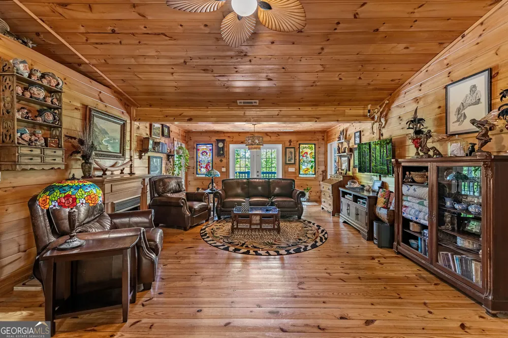 940 Knollwood RD Mineral Bluff, GA 30559
