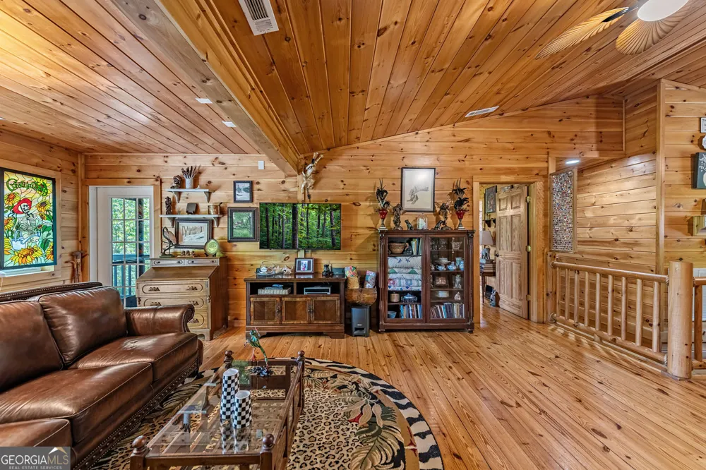 940 Knollwood RD Mineral Bluff, GA 30559