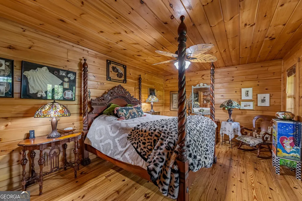 940 Knollwood RD Mineral Bluff, GA 30559