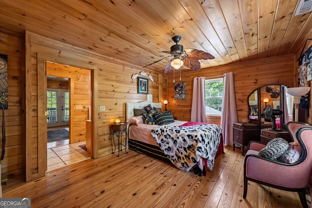 940 Knollwood RD Mineral Bluff, GA 30559
