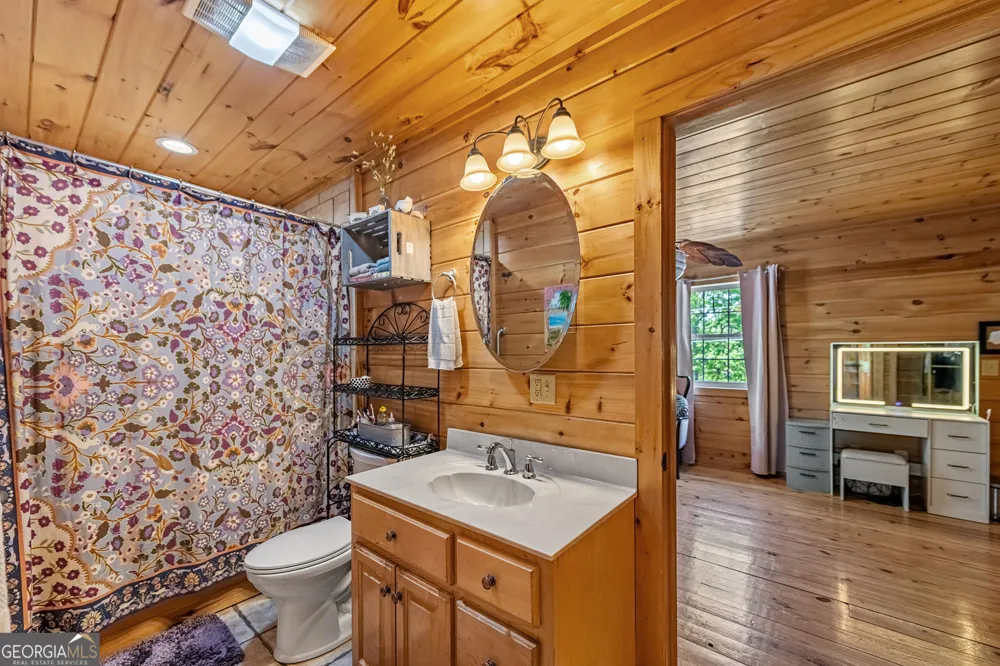 940 Knollwood RD Mineral Bluff, GA 30559