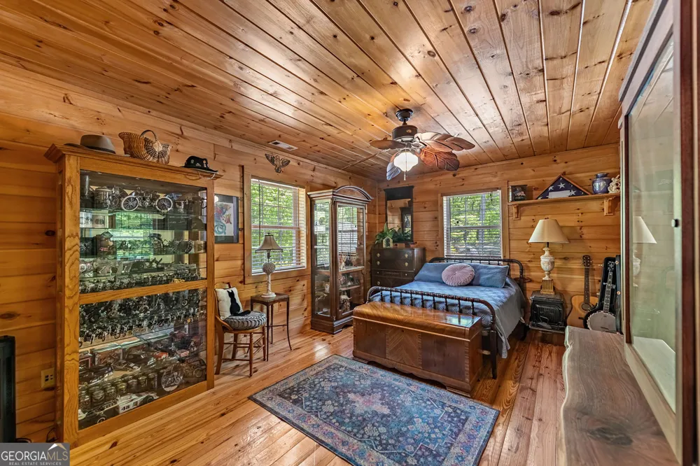 940 Knollwood RD Mineral Bluff, GA 30559