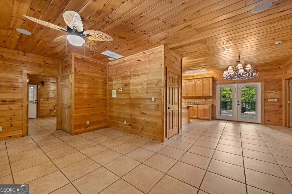 940 Knollwood RD Mineral Bluff, GA 30559