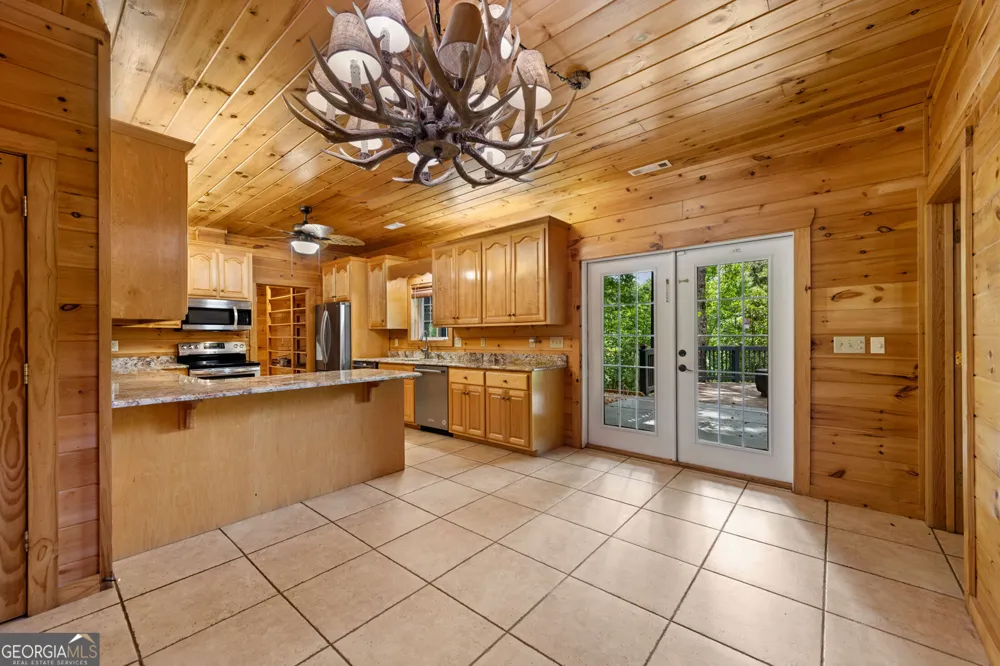 940 Knollwood RD Mineral Bluff, GA 30559