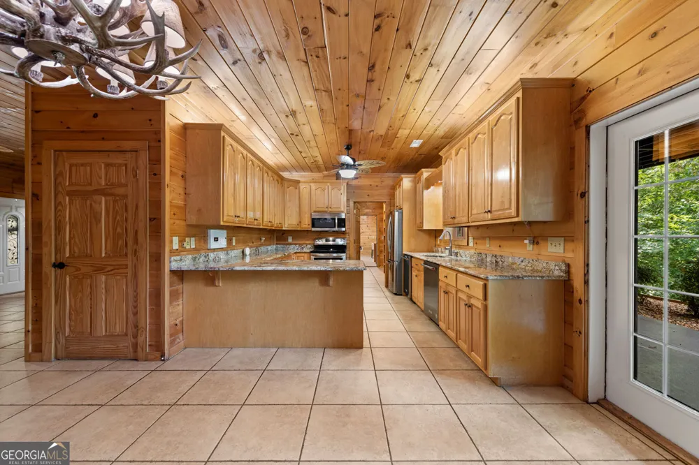 940 Knollwood RD Mineral Bluff, GA 30559