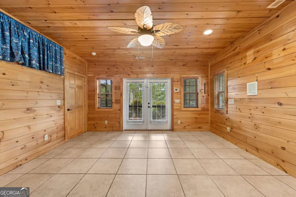940 Knollwood RD Mineral Bluff, GA 30559