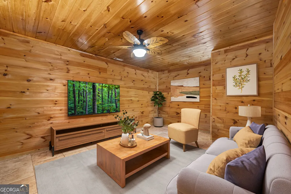 940 Knollwood RD Mineral Bluff, GA 30559