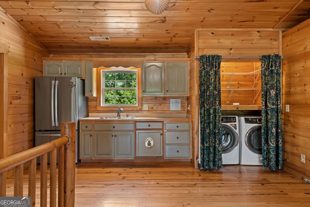 940 Knollwood RD Mineral Bluff, GA 30559