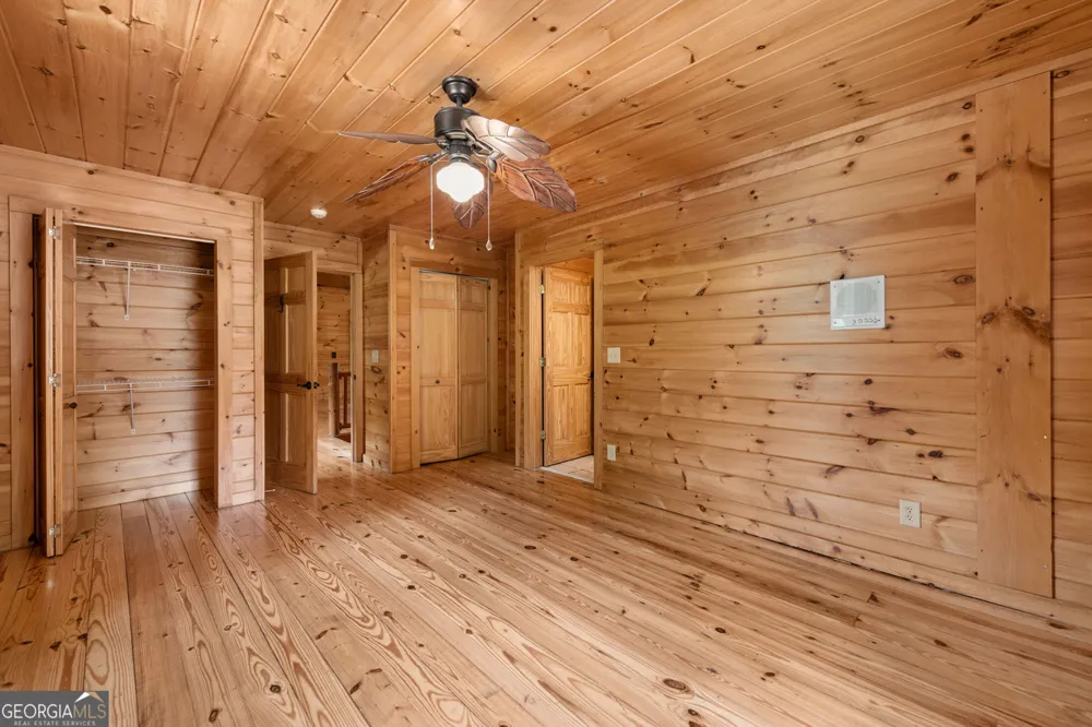 940 Knollwood RD Mineral Bluff, GA 30559