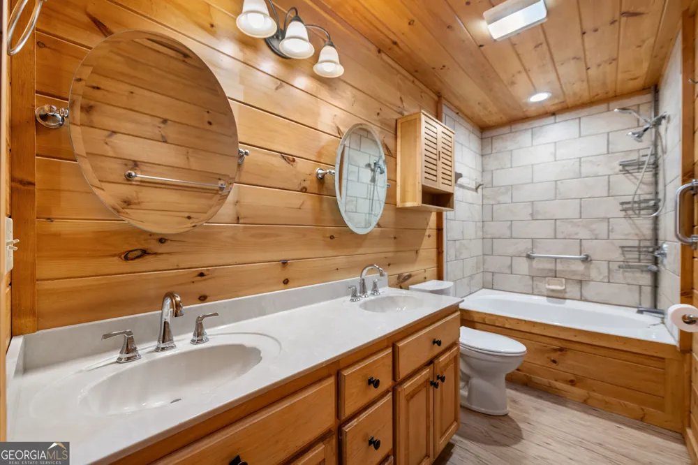 940 Knollwood RD Mineral Bluff, GA 30559