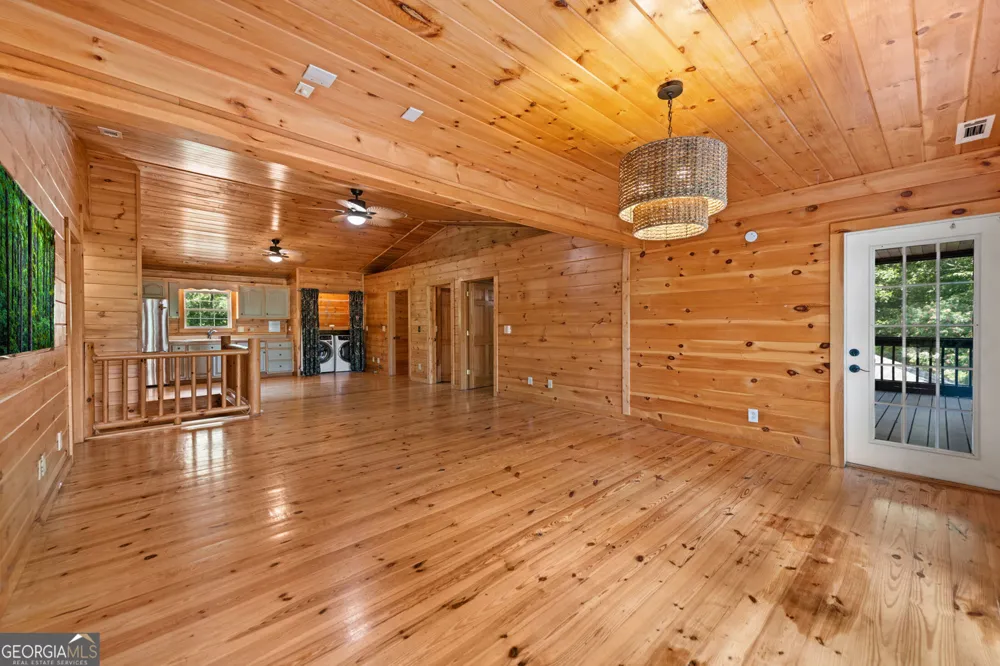 940 Knollwood RD Mineral Bluff, GA 30559