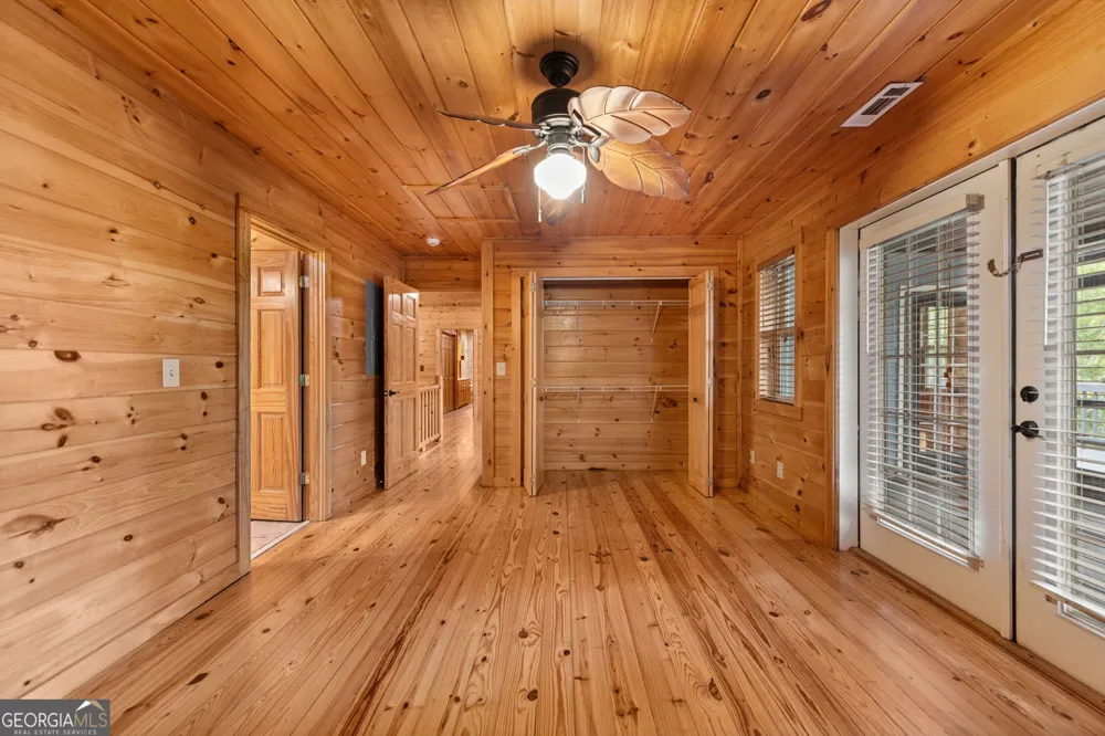 940 Knollwood RD Mineral Bluff, GA 30559