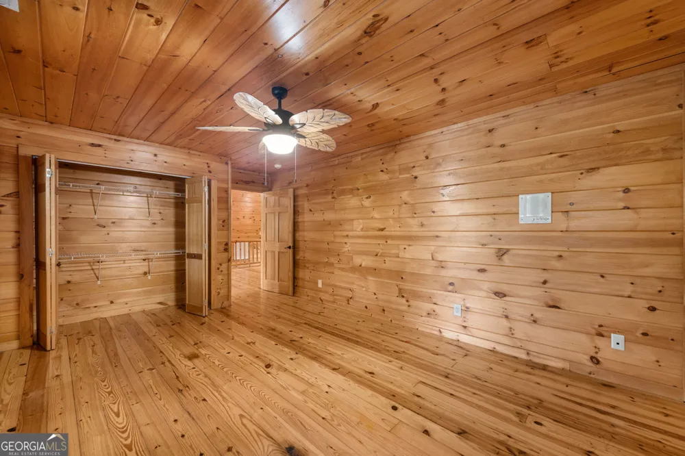 940 Knollwood RD Mineral Bluff, GA 30559