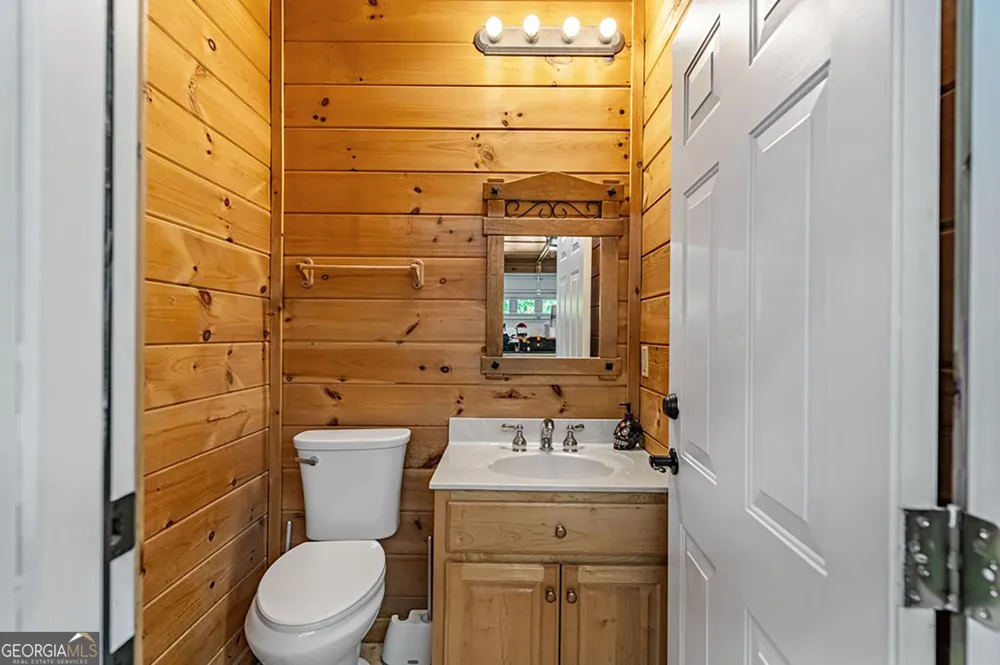 940 Knollwood RD Mineral Bluff, GA 30559