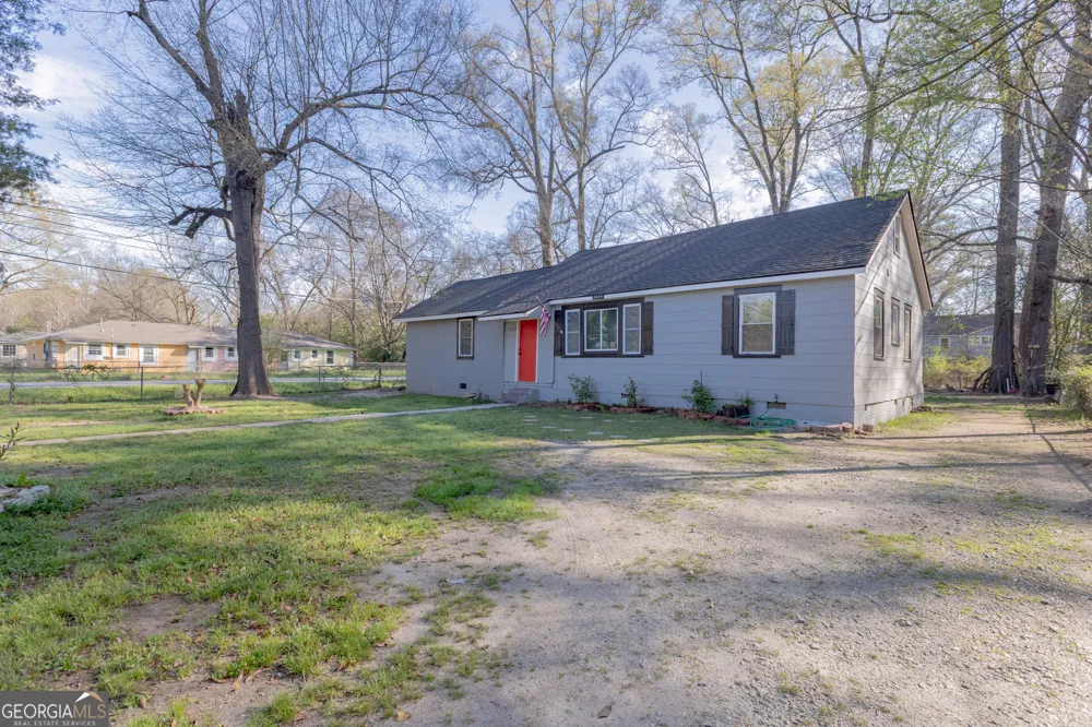 1102 Calvin AVE Columbus, GA 31903