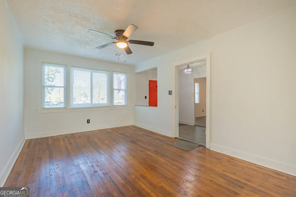 1102 Calvin AVE Columbus, GA 31903