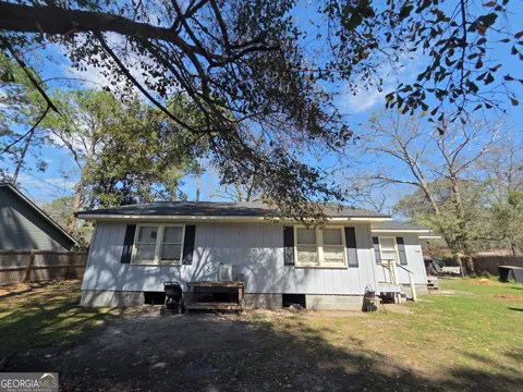 758 Hearn RD