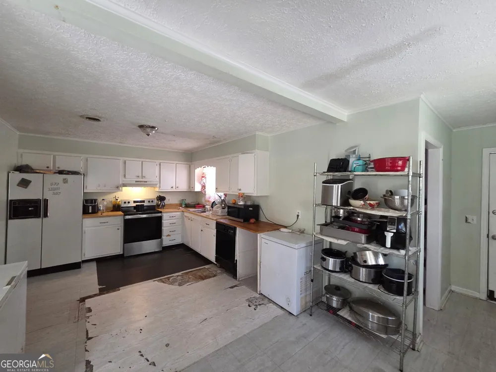 758 Hearn RD Hinesville, GA 31313
