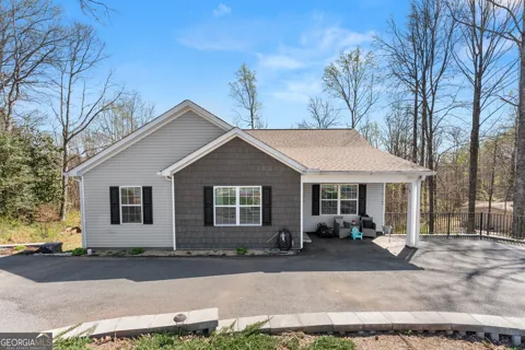 426 Old Clarksville HWY