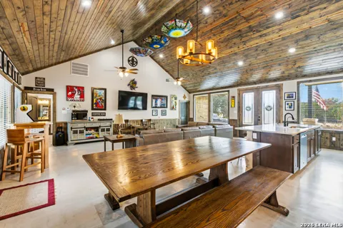 1644 Mountain Valley