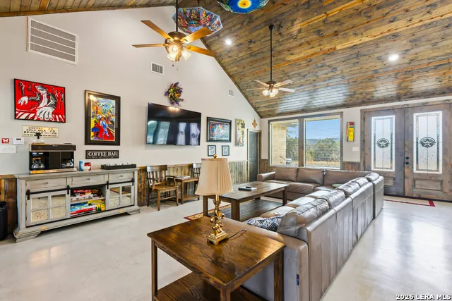 1644 Mountain Valley Concan, TX 78838