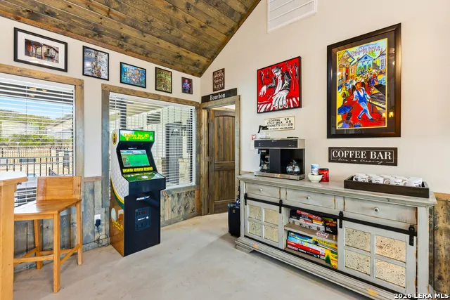 1644 Mountain Valley Concan, TX 78838