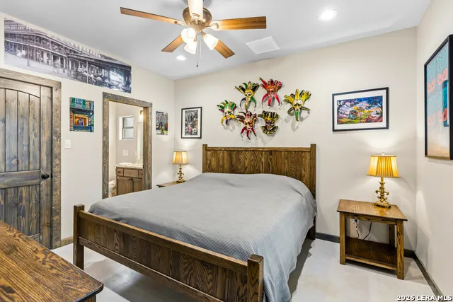 1644 Mountain Valley Concan, TX 78838