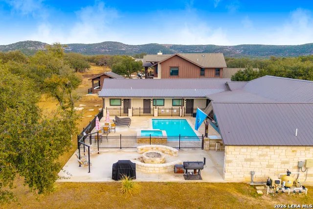 1644 Mountain Valley Concan, TX 78838