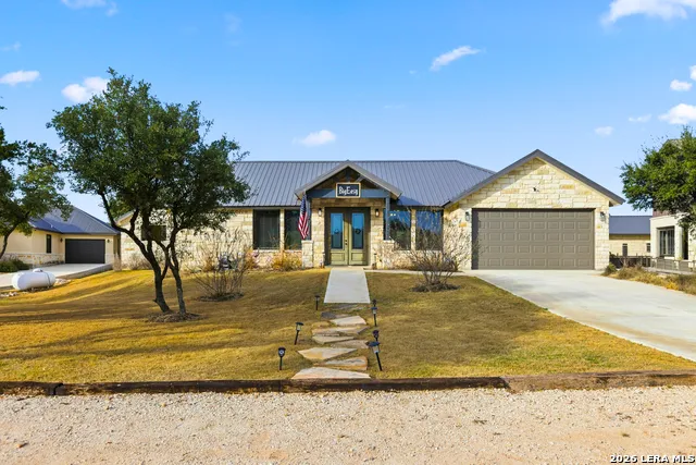 1644 Mountain Valley Concan, TX 78838