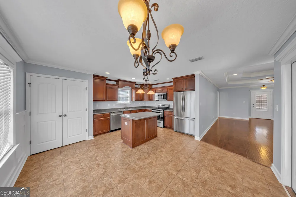 4248 Shadow Garden DR Hahira, GA 31632