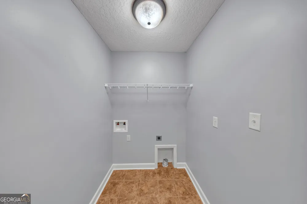 4248 Shadow Garden DR Hahira, GA 31632