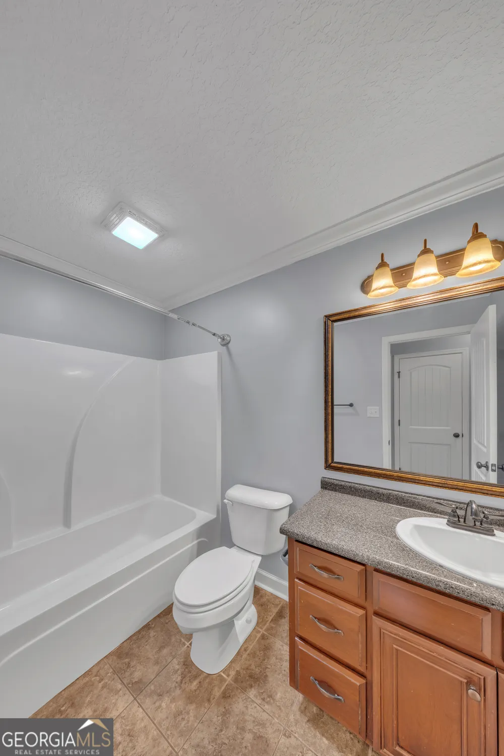 4248 Shadow Garden DR Hahira, GA 31632