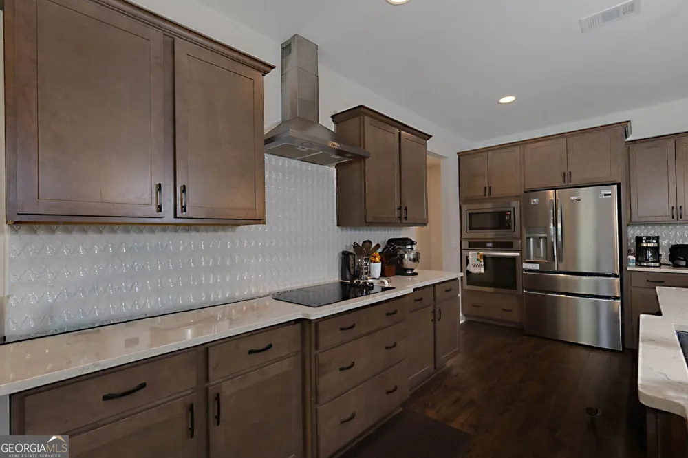 156 Lake Point DR Williamson, GA 30292