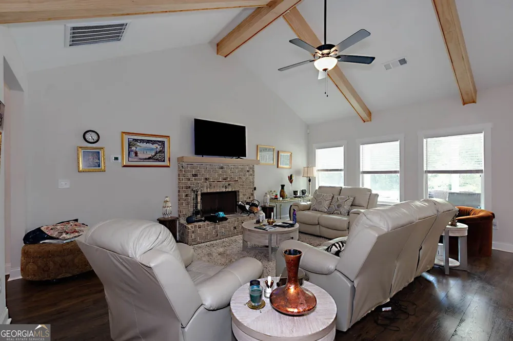 156 Lake Point DR Williamson, GA 30292