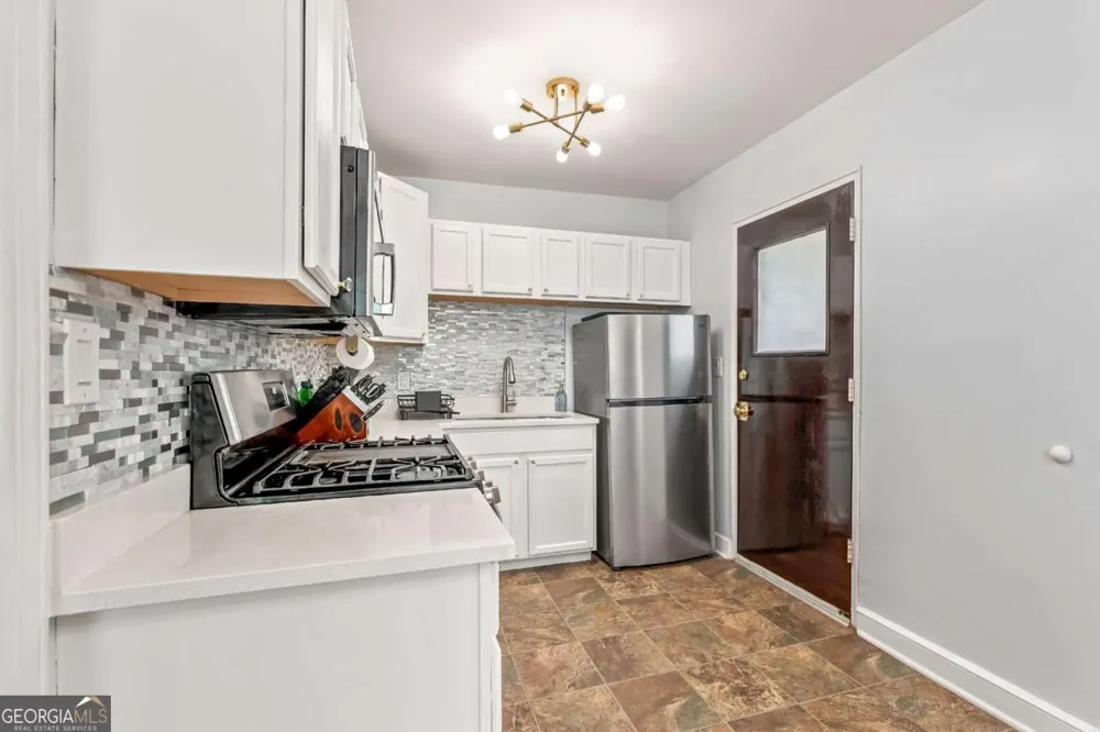 1780 John Calvin AVE College Park, GA 30337