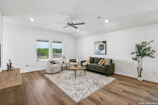 502 Salamander San Marcos, TX 78666