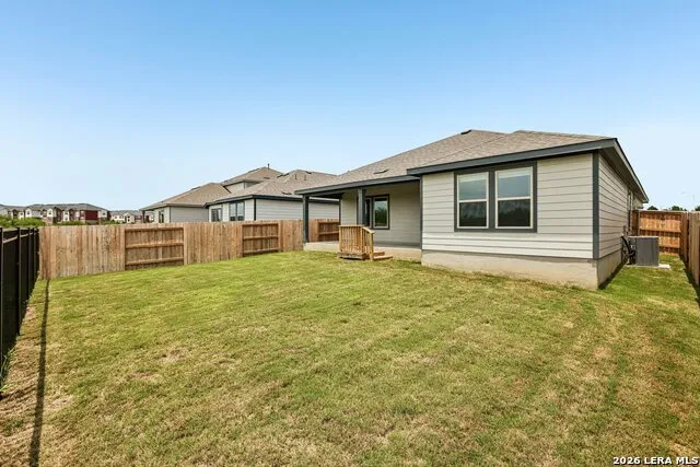 502 Salamander San Marcos, TX 78666