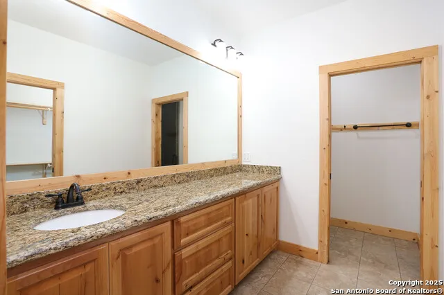 891 Hopkinsville Rd Cuero, TX 77954