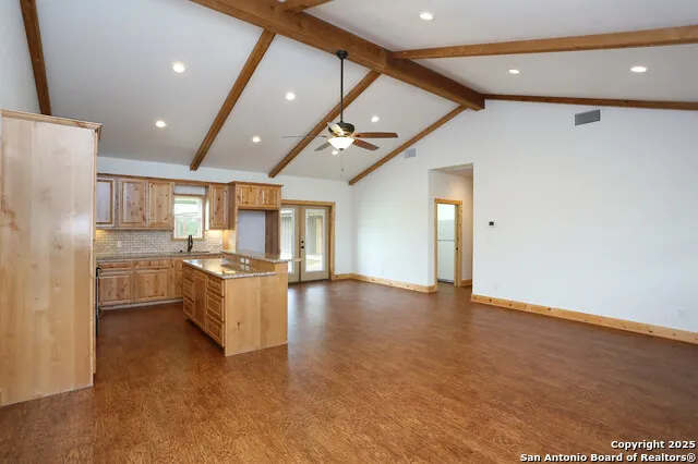891 Hopkinsville Rd Cuero, TX 77954