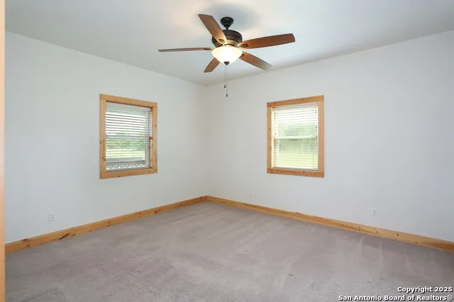891 Hopkinsville Rd Cuero, TX 77954