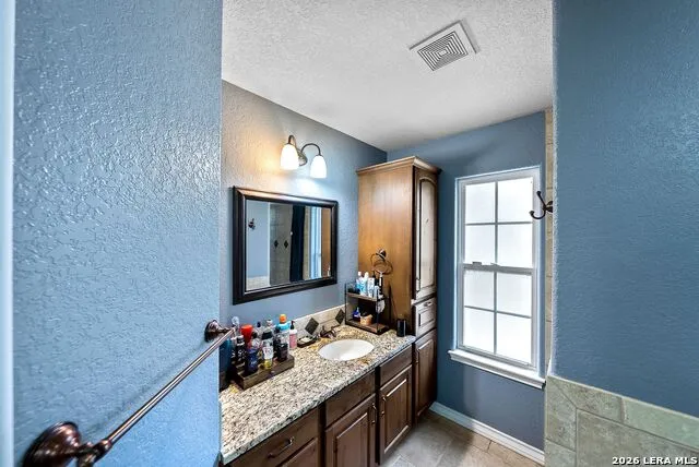 552 Jacobs Ln La Vernia, TX 78121