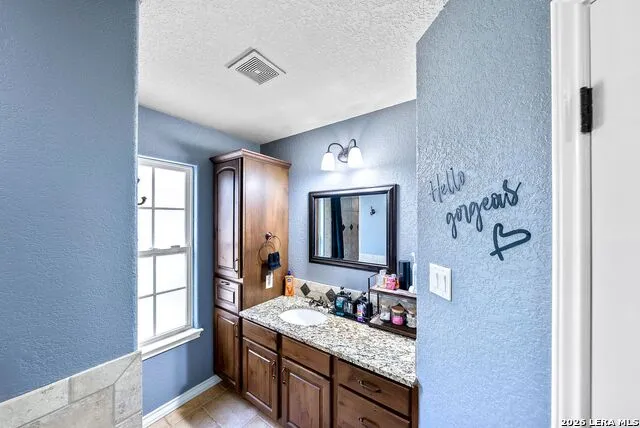 552 Jacobs Ln La Vernia, TX 78121